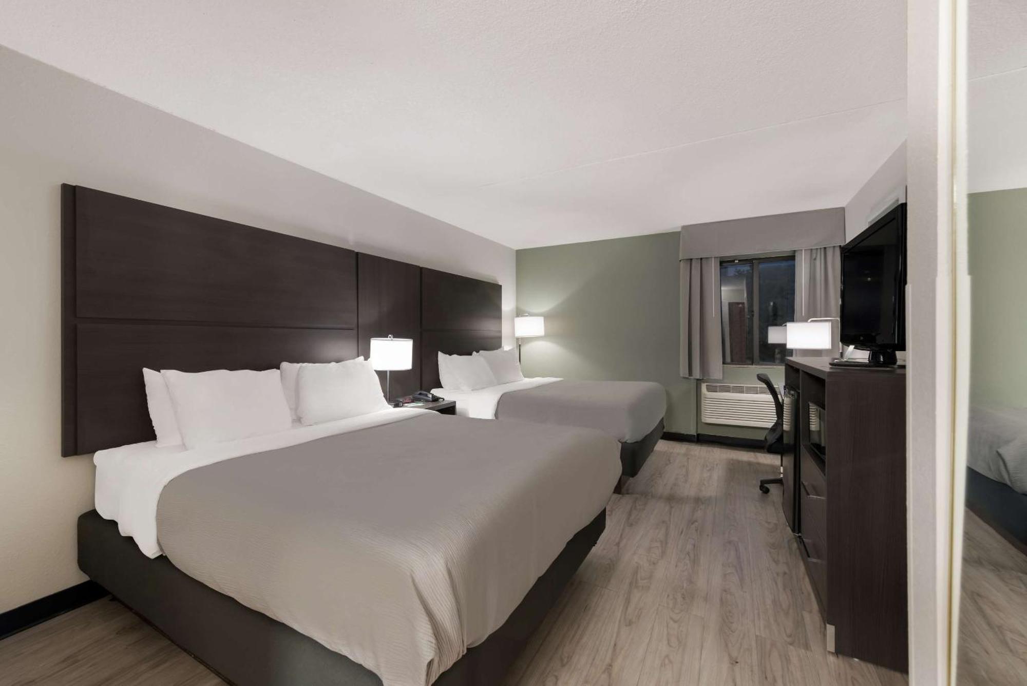 Quality Inn Merriam Kansas City Экстерьер фото